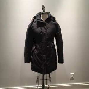 North Face Women’s S/P Black Down Jacket